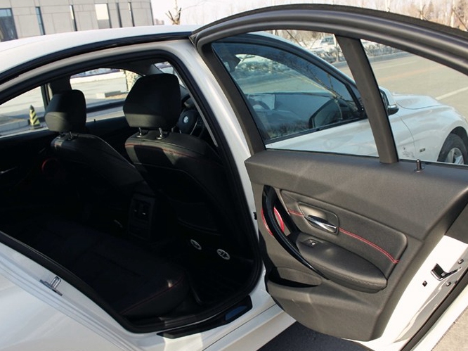 宝马3系(进口) 2014款 320i运动设计套装车厢座椅图片