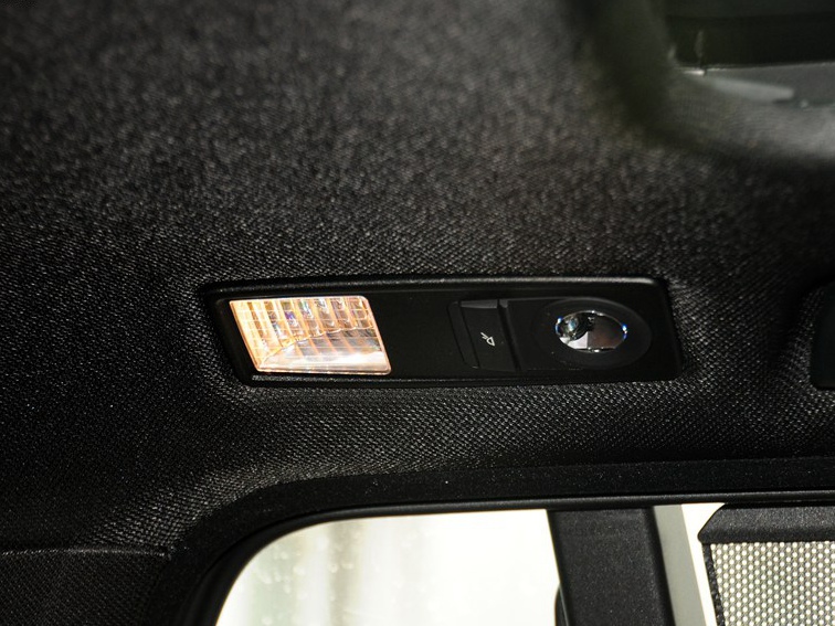 宝马5系(进口) 2014款 528i xDrive M运动型 旅行版车厢座椅图片