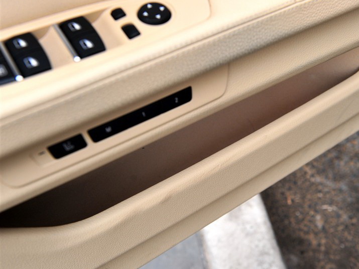 宝马7系 2013款 740Li xDrive车厢座椅图片