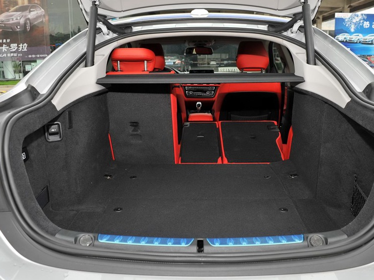 宝马4系 2014款 428i xDrive Gran Coupe 设计套装型车厢座椅图片