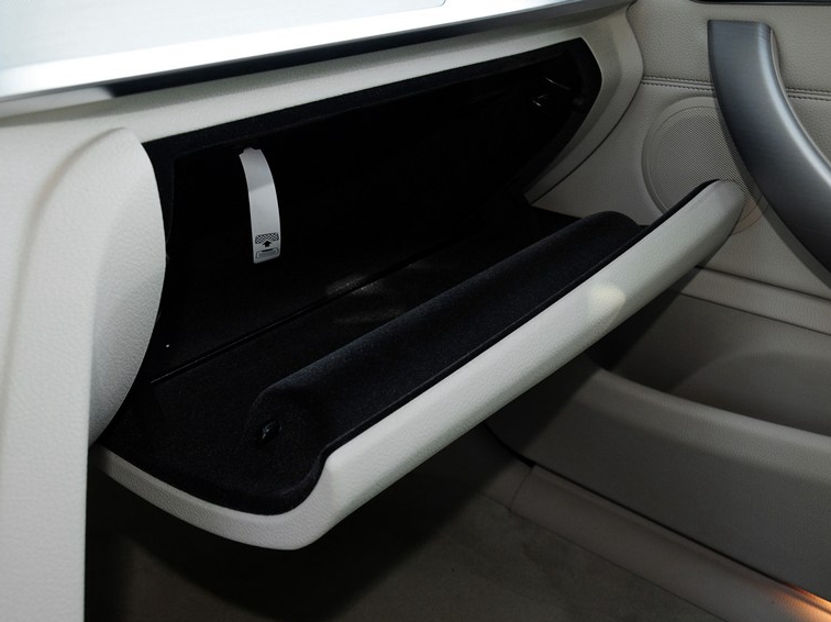 宝马4系 2014款 420i Gran Coupe 风尚设计套装中控方向盘图片