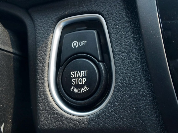 宝马4系 2014款 420i Gran Coupe 豪华设计套装中控方向盘图片