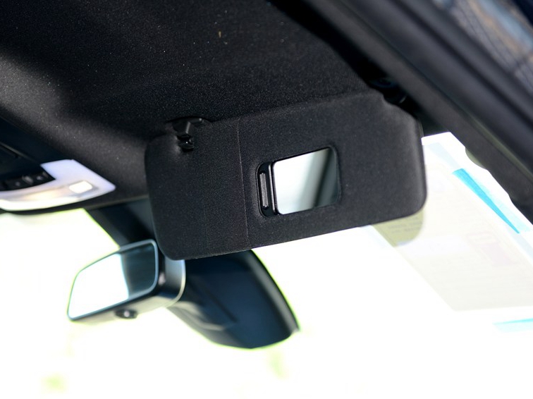 宝马i8 2014款 标准型车厢座椅图片