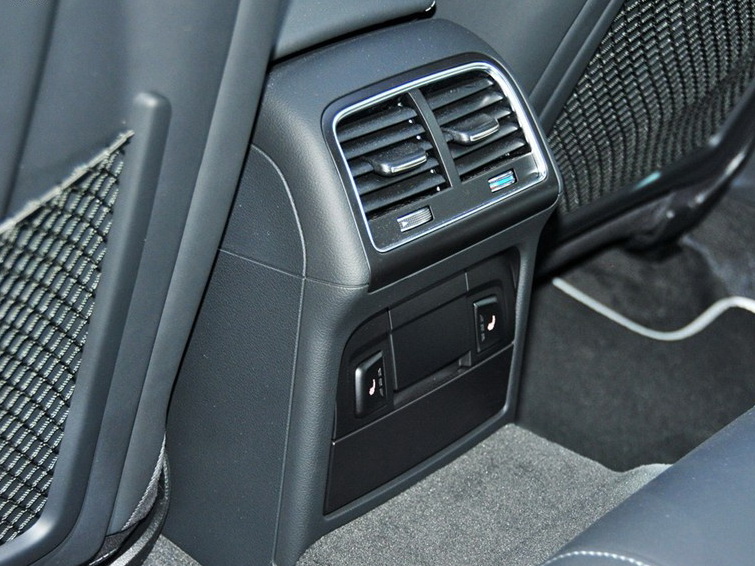 奥迪S5 2012款 S5 3.0T Sportback车厢座椅图片