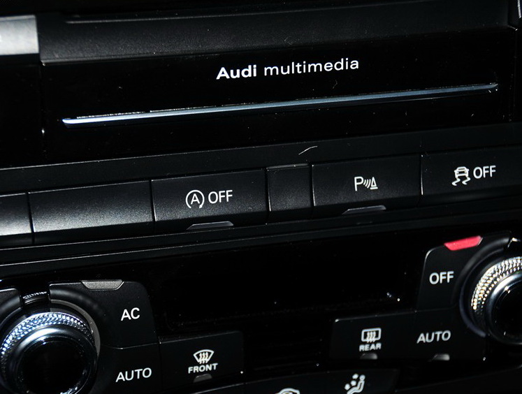 奥迪A4(进口) 2014款 40 TFSI allroad quattro中控方向盘图片