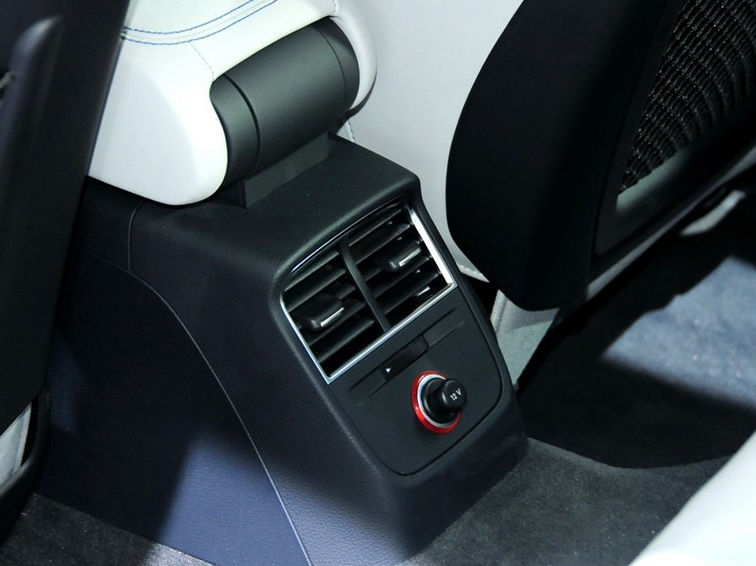 奥迪S3 2015款 S3 2.0T Limousine图片