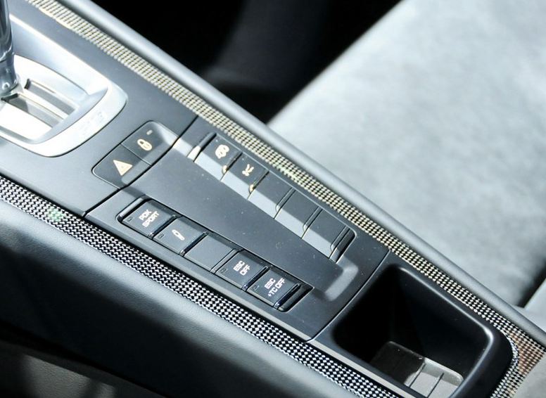 保时捷911 2013款 GT3 3.8L中控方向盘图片