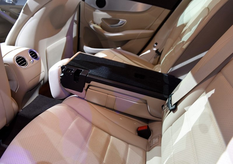 奔驰GLC级 2016款 GLC 200 4MATIC车厢座椅图片