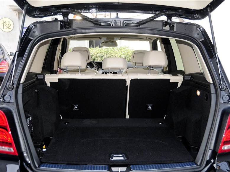 奔驰GLK级 2015款 GLK 260 4MATIC 时尚型 极致版车厢座椅图片