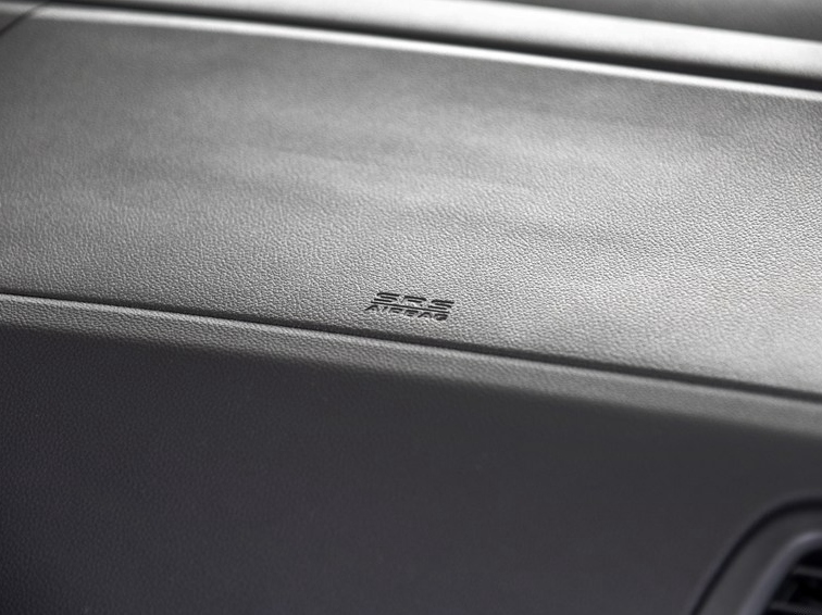 本田CR-V 2015款 2.0L 两驱都市版中控方向盘图片