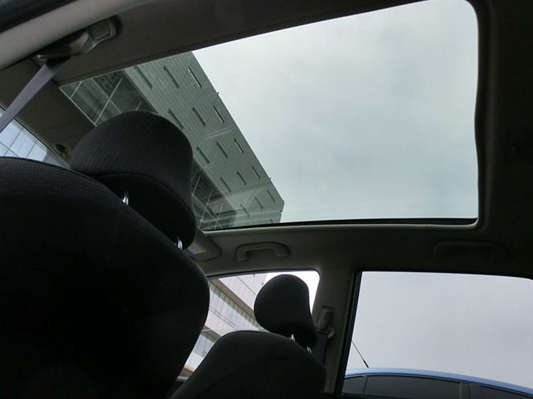 飞度 2011款 1.5L 自动全景天窗版车厢座椅图片