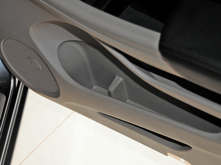 奥德赛 2014款 2.4L 舒适版车厢座椅图片