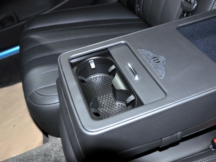飞驰 2013款 6.0T W12 豪华版车厢座椅图片