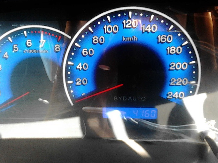 比亚迪F3 2013款 1.5L 手动舒适型中控方向盘图片