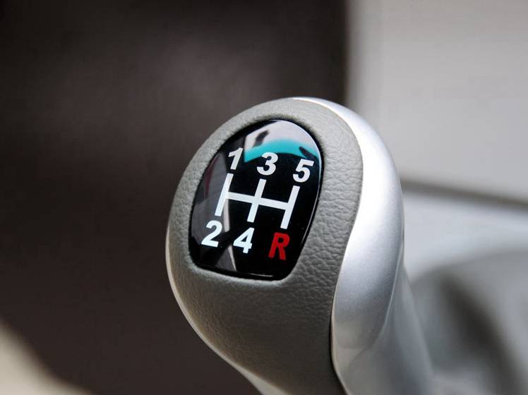 比亚迪G3 2012款 1.5L 手动豪华型中控方向盘图片