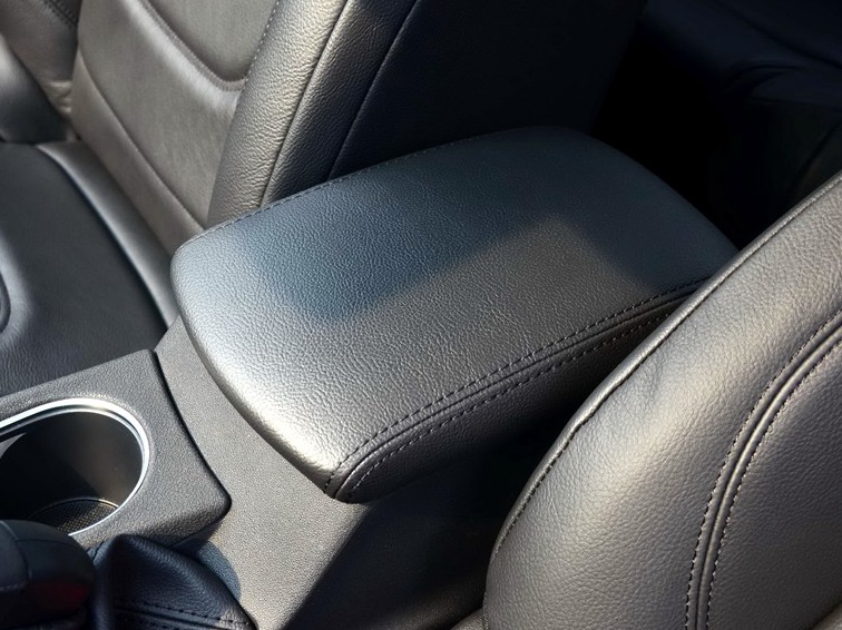 DS 5LS 2014款 1.8L 手动舒适版VTi140车厢座椅图片