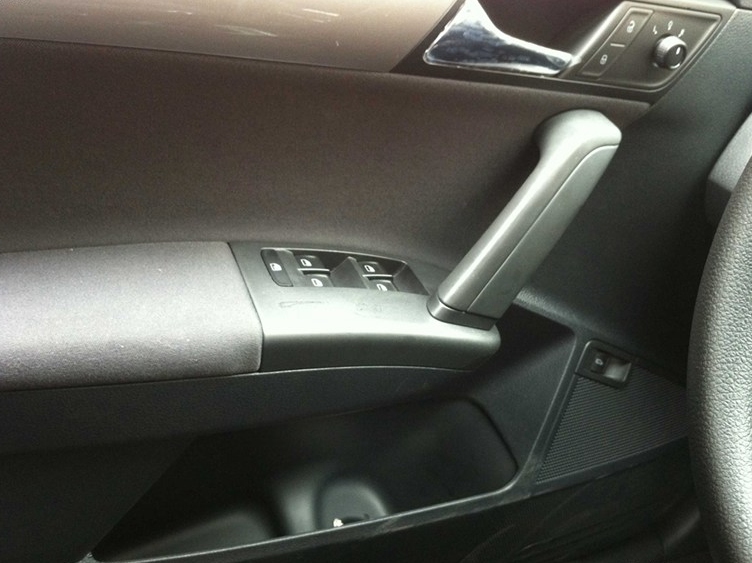 朗逸 2013款 改款 1.6L 手动风尚版车厢座椅图片