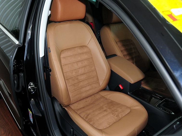 帕萨特 2014款 2.0TSI DSG至尊版车厢座椅图片