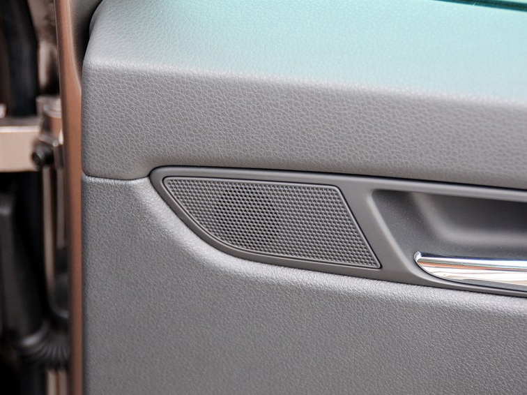帕萨特 2014款 3.0L V6 DSG旗舰尊享版车厢座椅图片