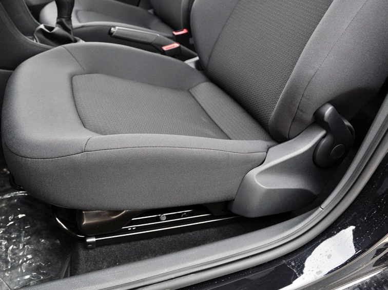 桑塔纳 2013款 1.4L 手动风尚版车厢座椅图片