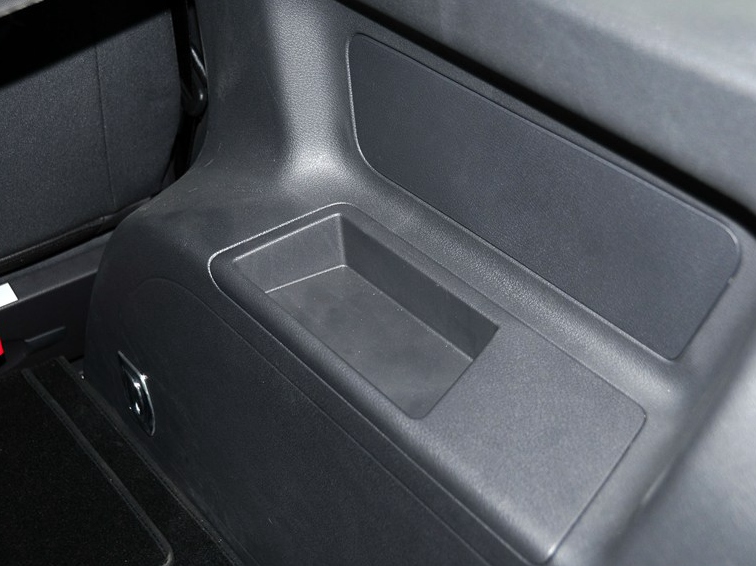 途安 2013款 1.4T 手动风尚版5座车厢座椅图片