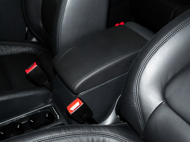 途观 2013款 1.8TSI 自动四驱舒适版车厢座椅图片
