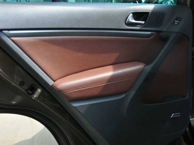 途观 2013款 1.8TSI 自动两驱豪华型车厢座椅图片