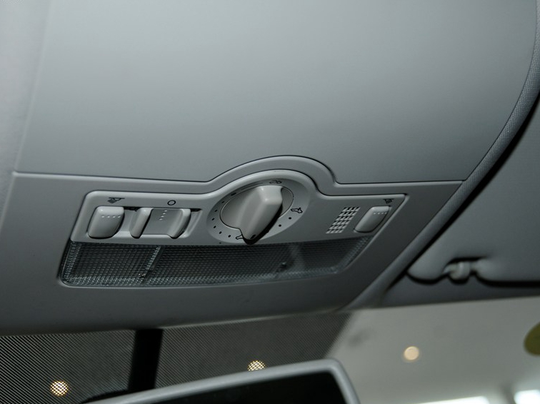 途安 2013款 1.4T 自动舒适版5座车厢座椅图片