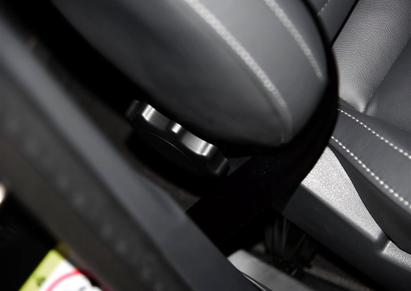 朗逸 2015款 1.6L 手动舒适版车厢座椅图片