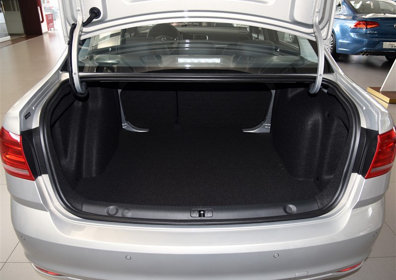 朗逸 2015款 1.6L 自动舒适版车厢座椅图片