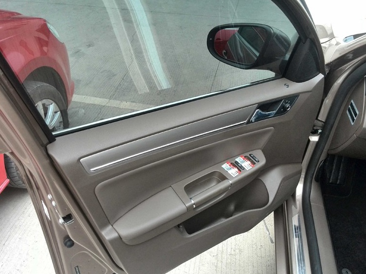 宝来 2014款 1.6L 手动舒适型车厢座椅图片