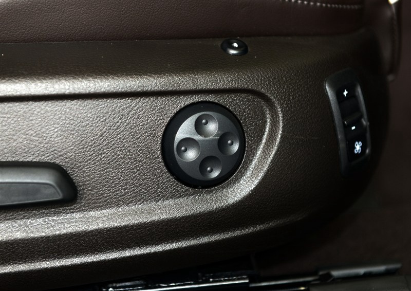 一汽-大众CC 2015款 3.0FSI V6车厢座椅图片