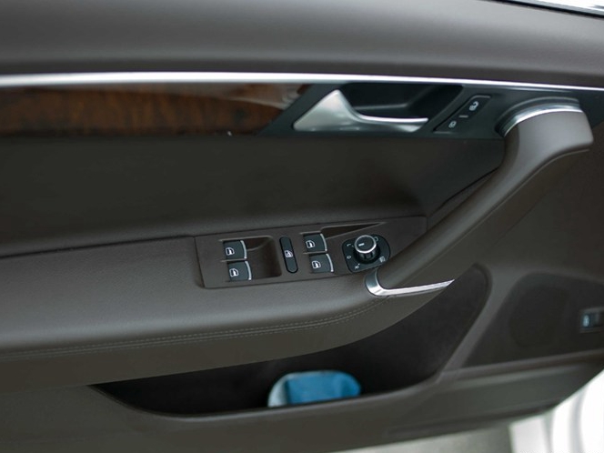 迈腾(进口) 2012款 旅行版 2.0TSI 豪华型车厢座椅图片