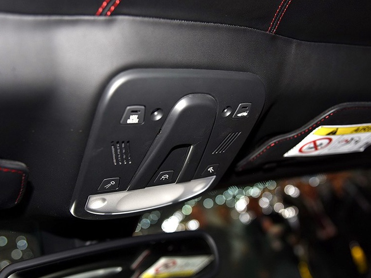 法拉利488 2015款 488 GTB图片