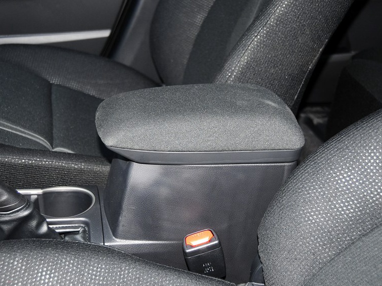 雷凌 2014款 1.6G 手动精英版车厢座椅图片