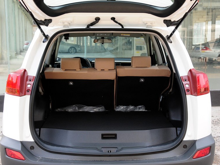 丰田RAV4 2013款 2.0L CVT两驱都市版车厢座椅图片