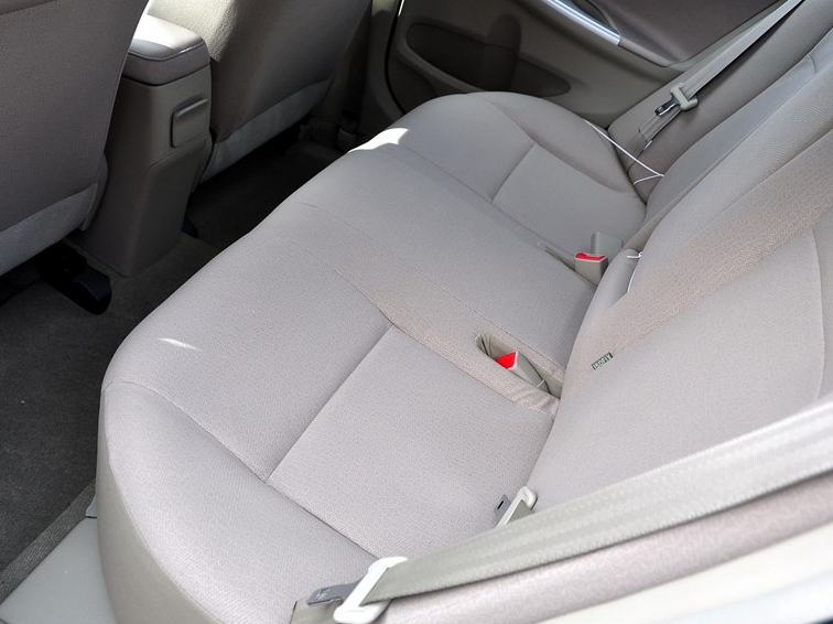 卡罗拉 2011款 1.8L CVT GL-i车厢座椅图片