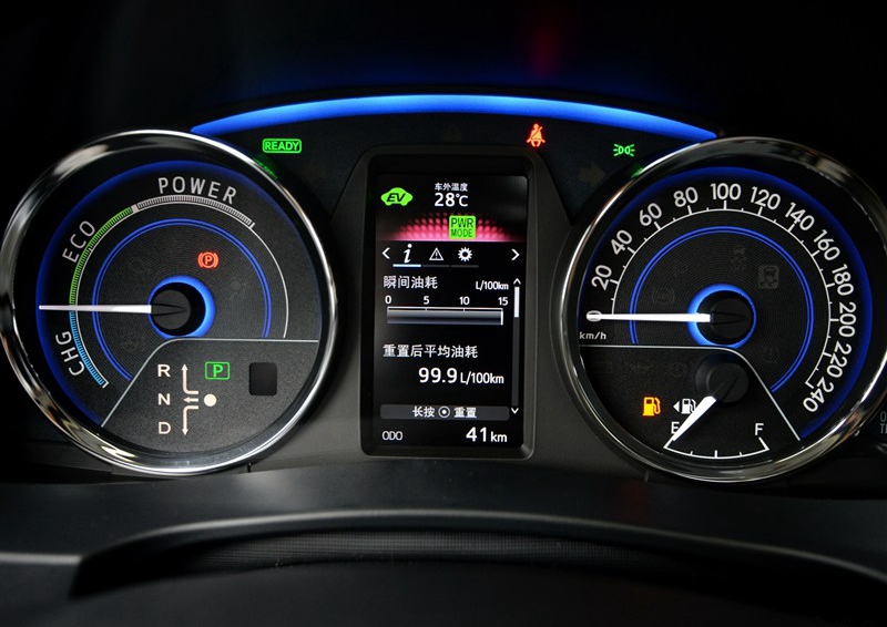 卡罗拉 2016款 双擎 1.8L CVT豪华版中控方向盘图片