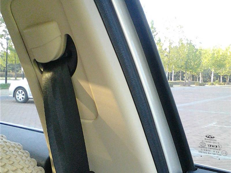 艾瑞泽7 2013款 1.6L DVVT 手动致领版车厢座椅图片