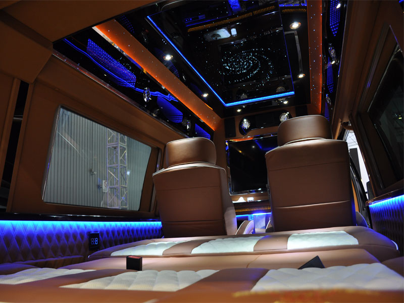 福特E350 2014款 皇驾星空版车厢座椅图片