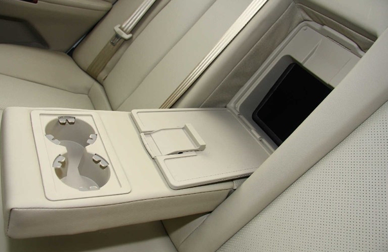 逸动 2012款 1.6L 自动豪华型 国IV车厢座椅图片