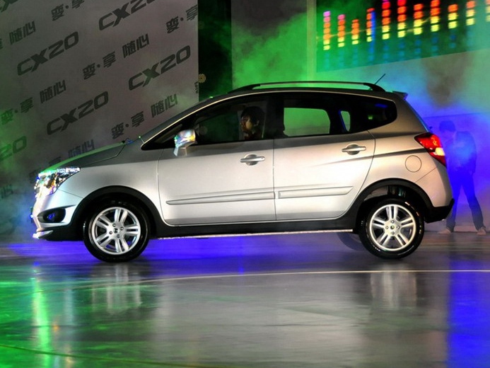 长安CX20 2011款 1.3L 自动运动版车展活动图片