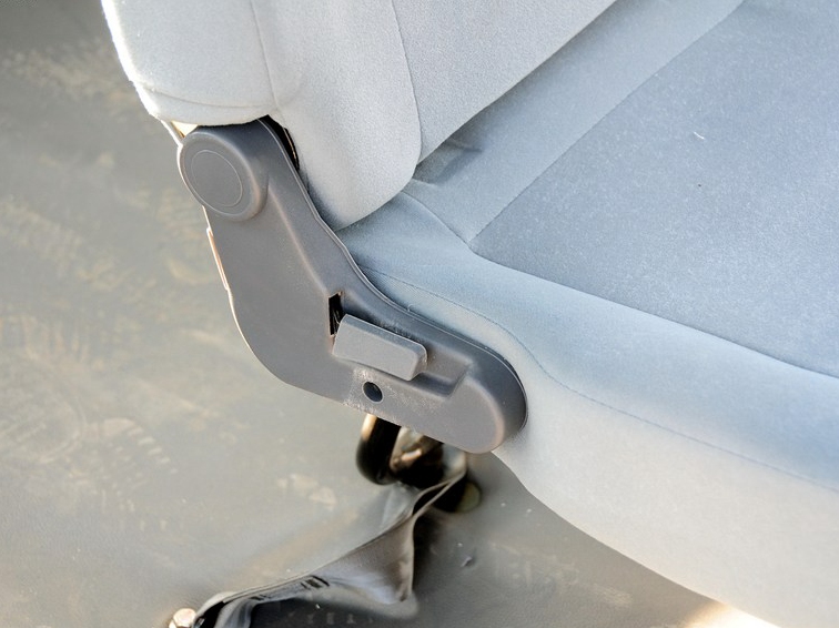 星旺 2012款 1.0L超值型车厢座椅图片
