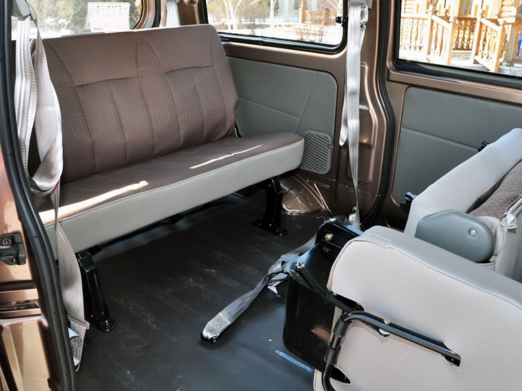 2013款 1.3L豪华型M13R车厢座椅图片
