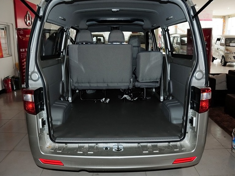 金牛星 2011款 1.3L舒适型车厢座椅图片