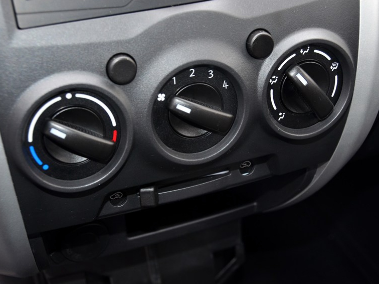 长安之星3 2015款 1.0L基本型非空调C10中控方向盘图片