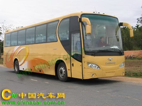桂林大宇牌GDW6120HK型客车图片2