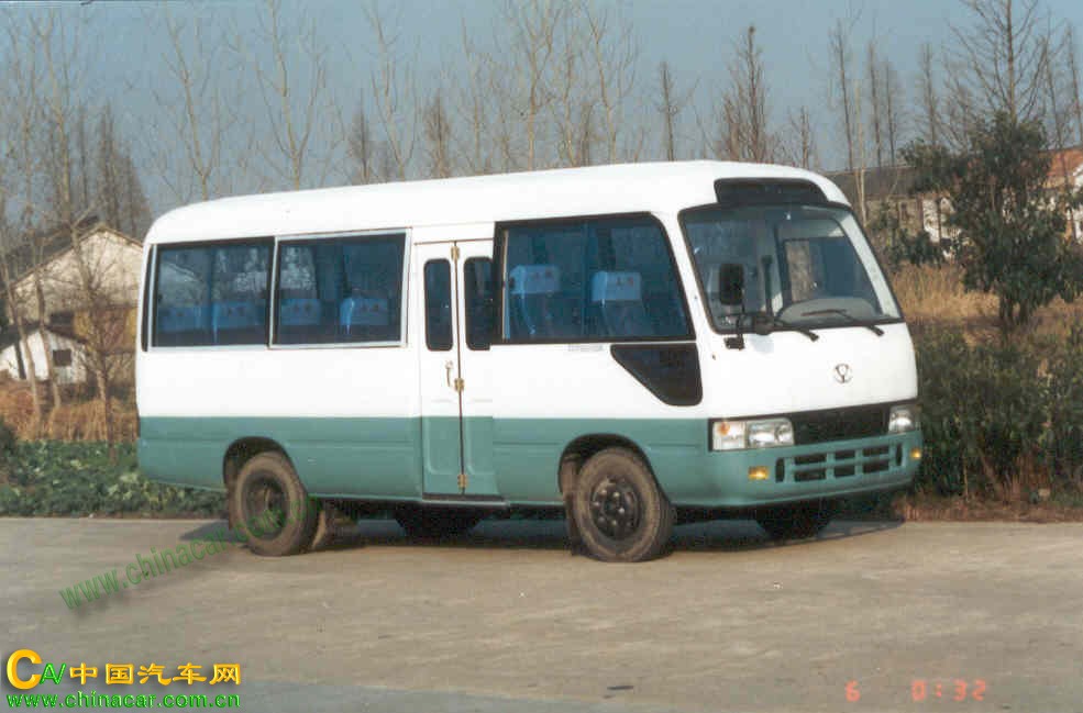 友谊牌ZGT6600DK型轻型客车