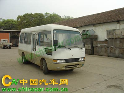 江铃牌JX6603DA2型轻型客车图片1