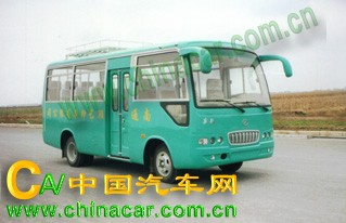 华新牌HM6602K型轻型客车图片1